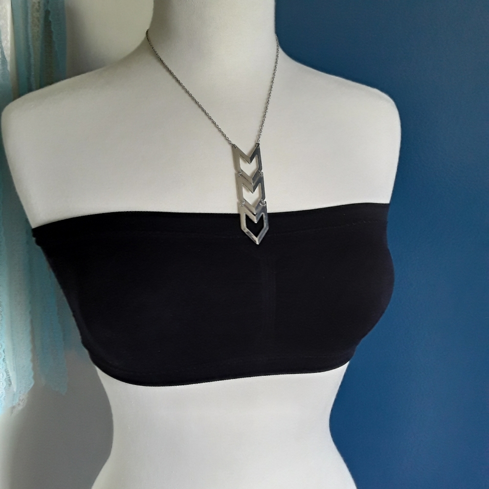 🔥Layered 3 teir arrow necklace